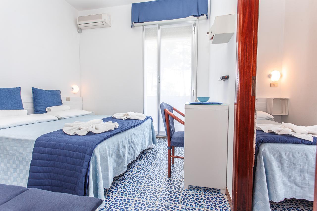 Hotel San Pietro Cervia Exterior photo